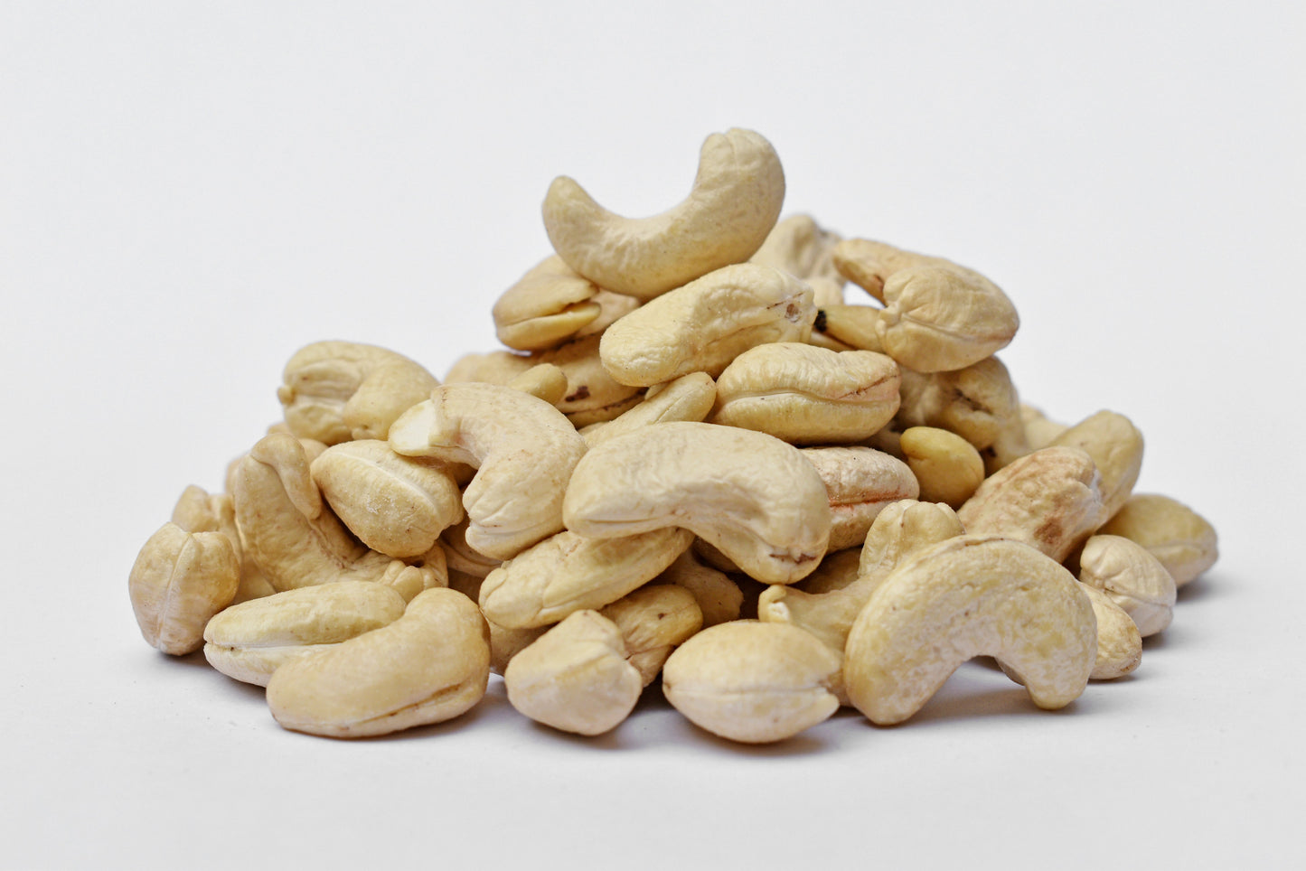 CASHEWNUTS WHOLE