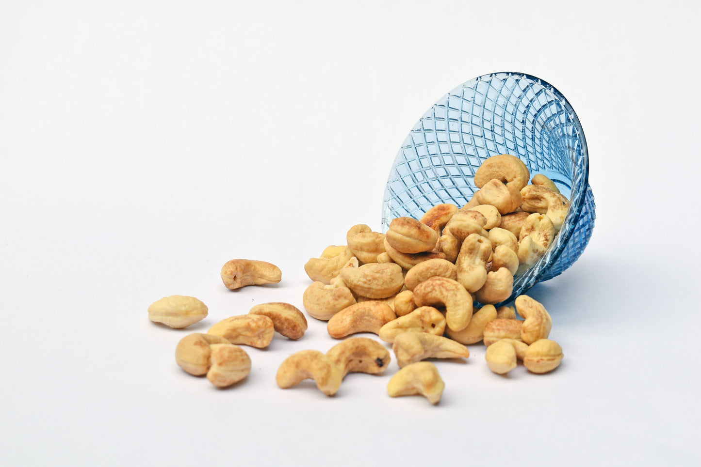 ROASTED CASHEWS